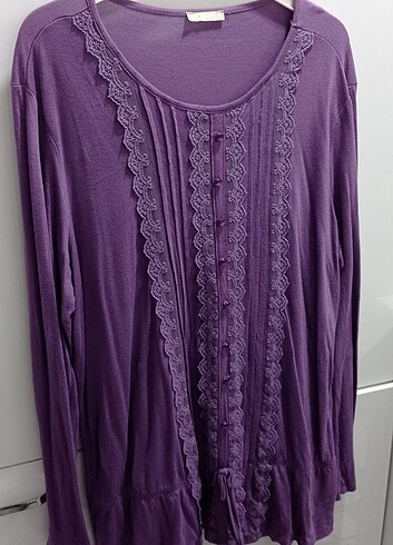LC Waikiki Bluz. Dantel detaylı