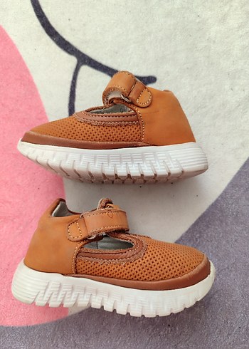Kahverengi Yıldızlı Spor Ayakkabı - Görsel 2