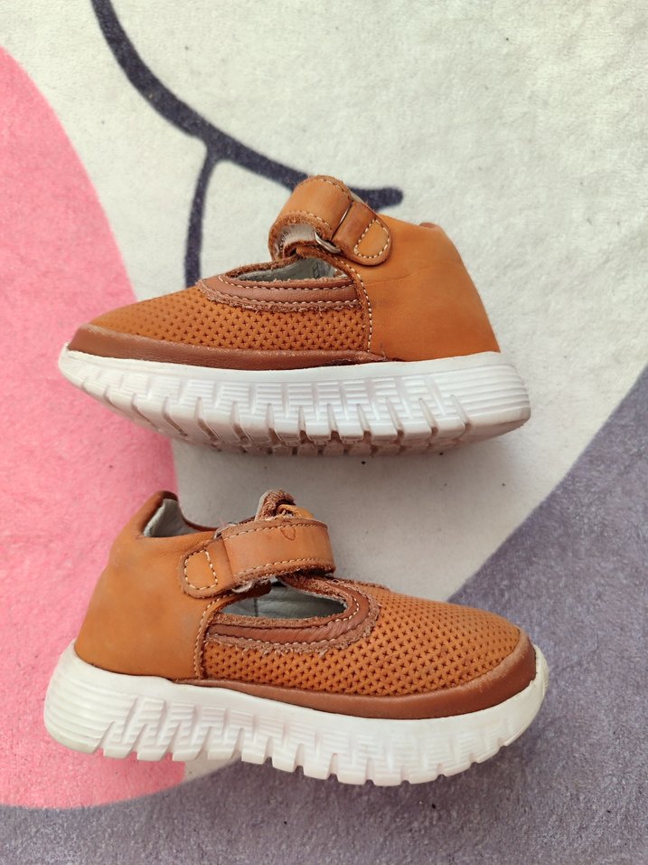 Kahverengi Yıldızlı Spor Ayakkabı - Görsel 2