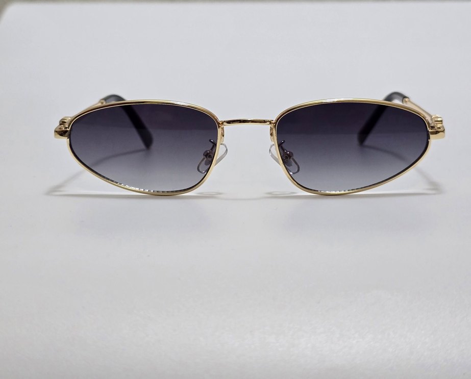 Mıu Mıu Güneş Gözlüğü. SON 3 ADET - Görsel 2