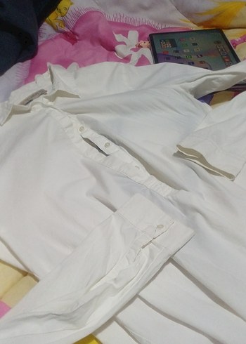 Beyaz Pamuklu Düğmeli Uzun Kollu Kadın Gömlek - Görsel 2