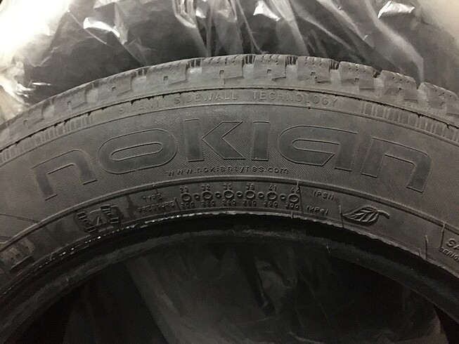 Diğer KIŞ LASTİĞİ OTOMOBİL NOKİAN WR D3 185/60 R15 88T XL