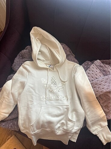 Adidas sweatshirt