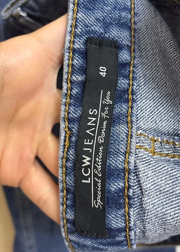 Düğmeli Mavi Kadın Denim Bol Kesim Pantolon - Görsel 2