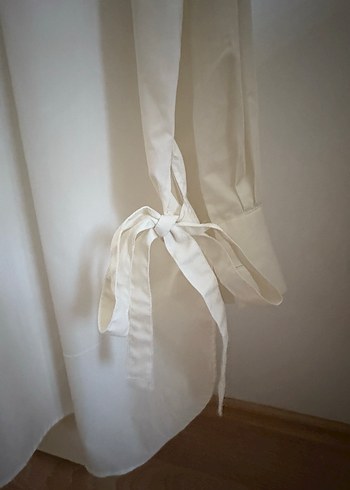 Be blue 
Düğmeli Beyaz Pamuklu Uzun Kollu Gömlek - Görsel 4