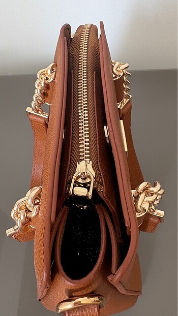 Zincir detaylı çanta - Görsel 5