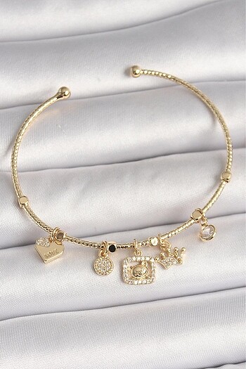 Diğer Charm detaylı bileklik