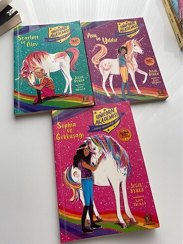 Unicorn akademisi kitap set