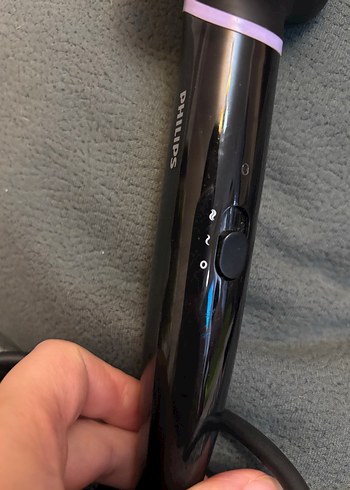 Philips Siyah Saç Düzleştirici Fırça - Görsel 4