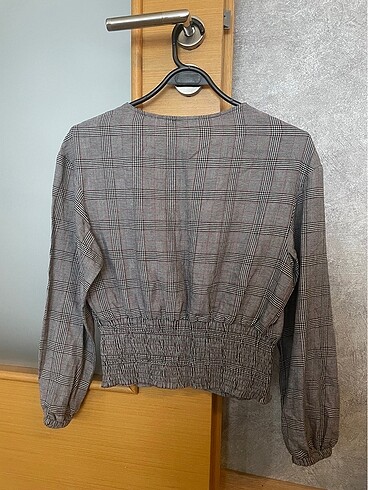 s Beden BERSHKA marka bayan BLUZ-crop tarz
