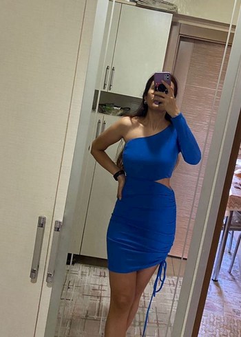 dekolteli tek kol elbise - Görsel 5