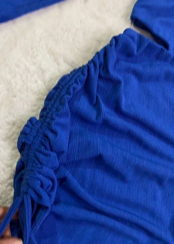 dekolteli tek kol elbise - Görsel 3