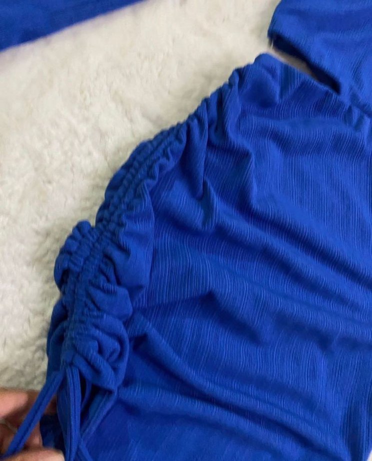 dekolteli tek kol elbise - Görsel 3