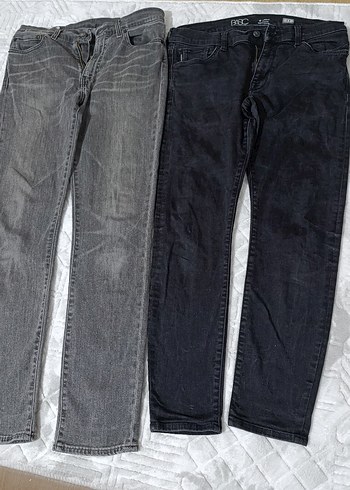 Gri ve Siyah Erkek Denim Pantolonlar