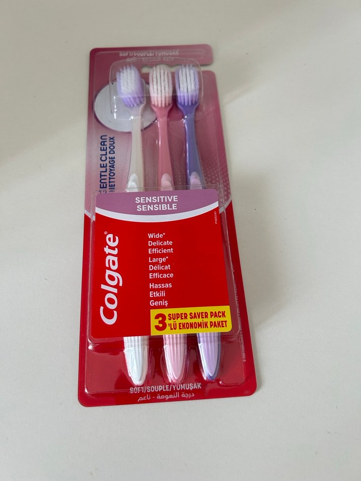 Colgate yumuşak Diş Fırçası 3'lü Paket - Görsel 2