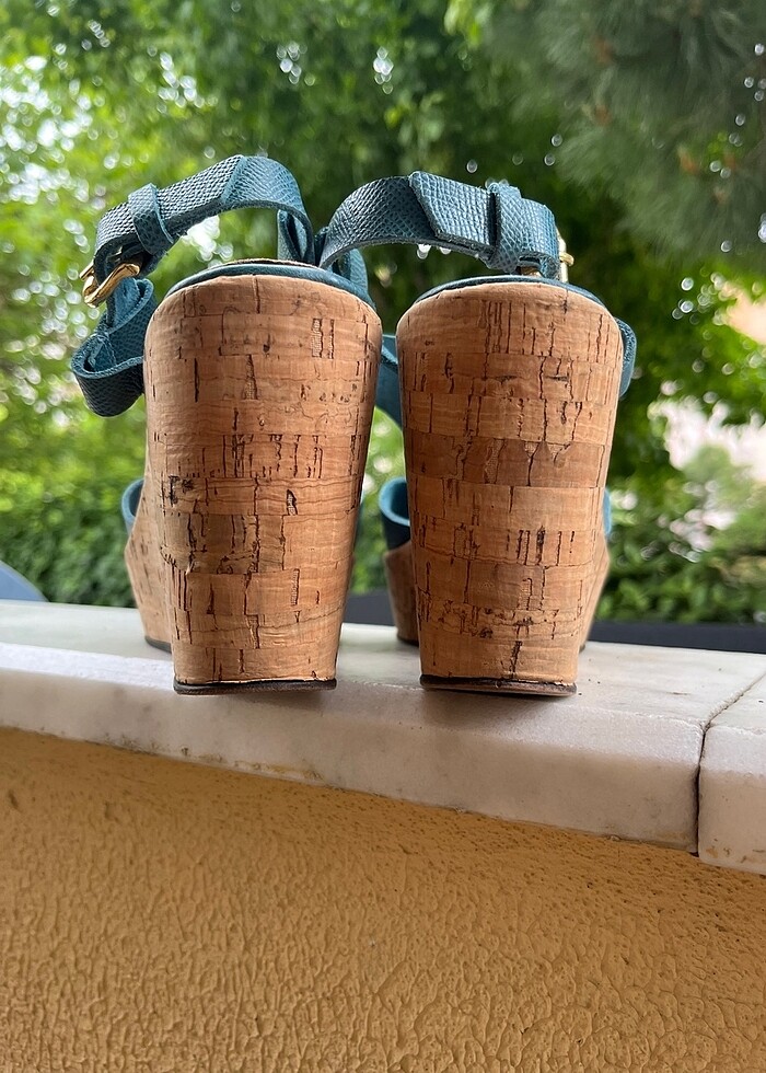 Kadın dolgu topuklu sandalet - Görsel 5