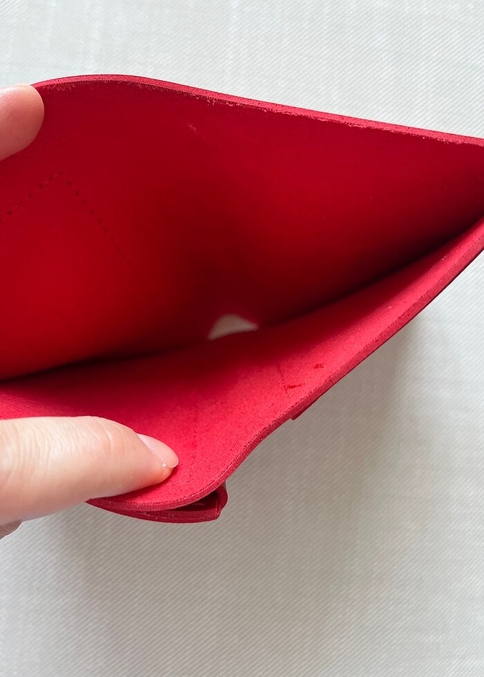 Kırmızı cüzdan - Görsel 4