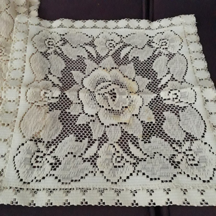 Dantel İşlemeli Kare Dekoratif Örtü - Görsel 2