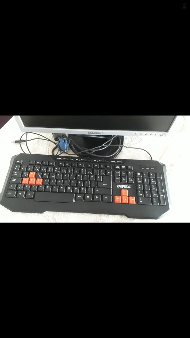 Beyaz Samsung Masaüstü Bilgisayar Seti - Görsel 4