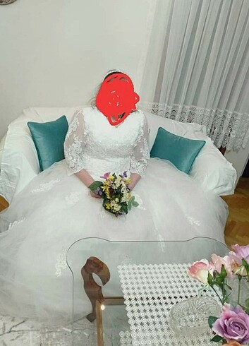 Gelinlik(kuru temizlemesi yapılmış)