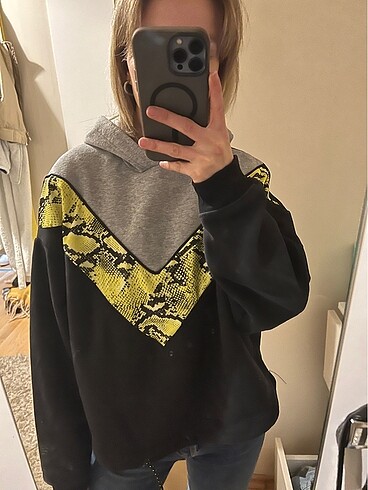 Zara eski sezon sweatshirt