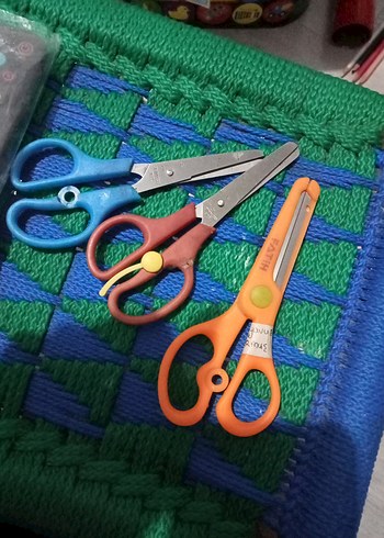 Renkli Okul Makasları Seti - Görsel 2