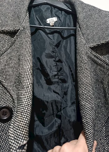 Düğmeli gri kaban - Görsel 4