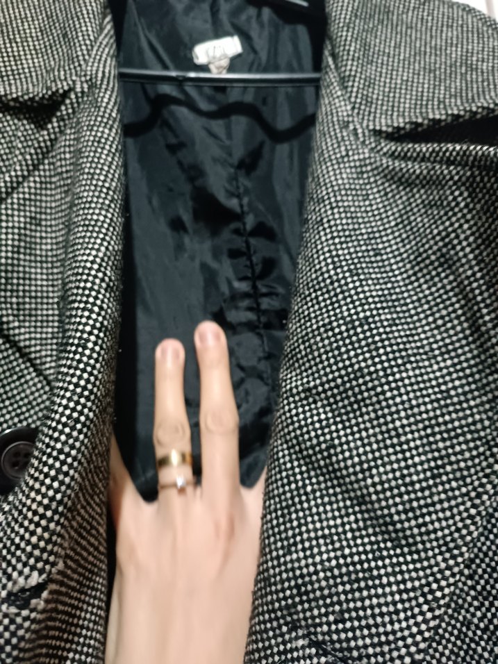 Düğmeli gri kaban - Görsel 5