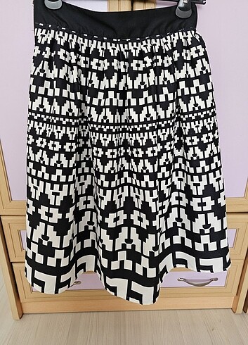 Siyah beyaz şık etek - Görsel 6