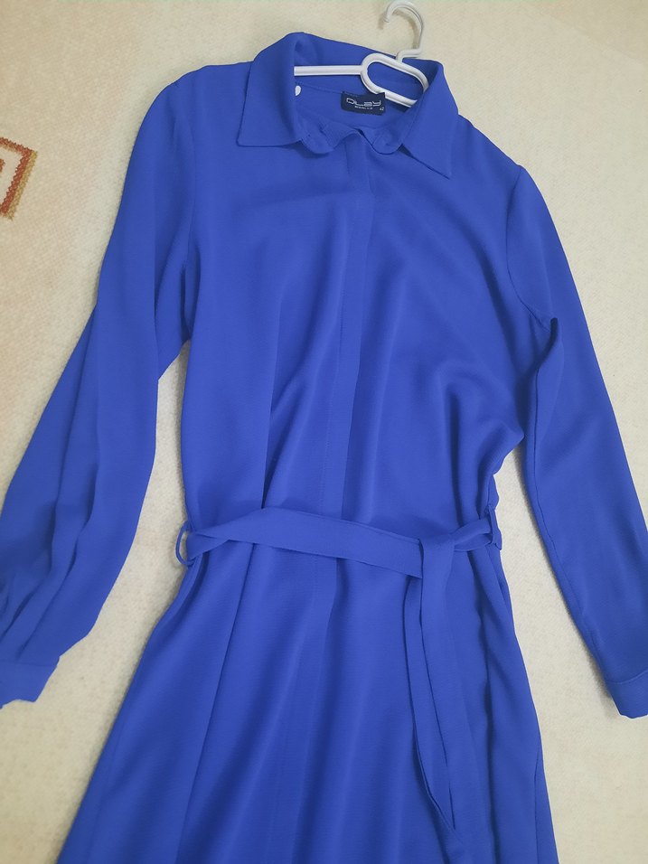 Uzun Kollu Mavi Kemerli Kadın Elbise - Görsel 2