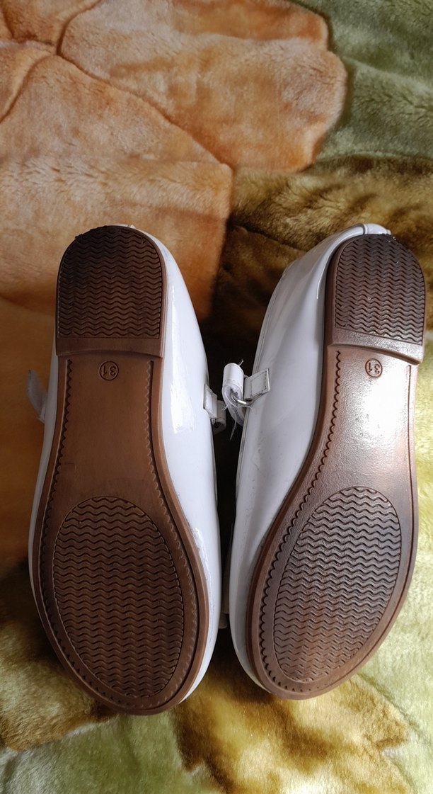 Kız Çocuk Beyaz Tokalı Babet Ayakkabı - Görsel 4