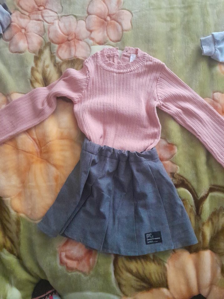 Pembe Triko Kız Kazak - Görsel 2