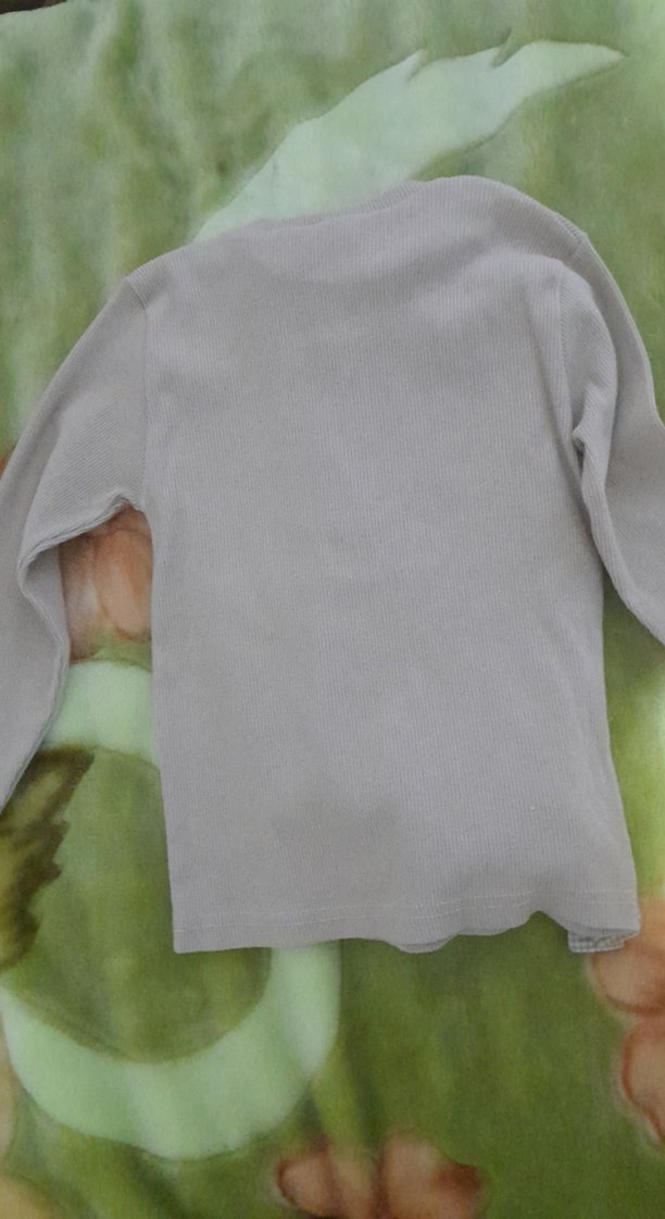 Kız Çocuk Gri Uzun Kollu Fırfırlı Bluz - Görsel 3