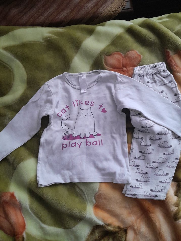 Beyaz Baskılı Uzun Kollu Bebek Kıyafet Takımı - Görsel 3