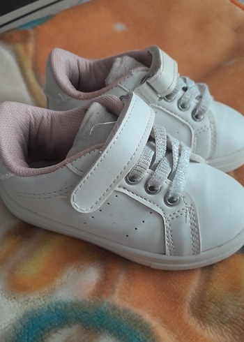 Kız Çocuk Beyaz Cırt Cırtlı Spor Ayakkabı - Görsel 3