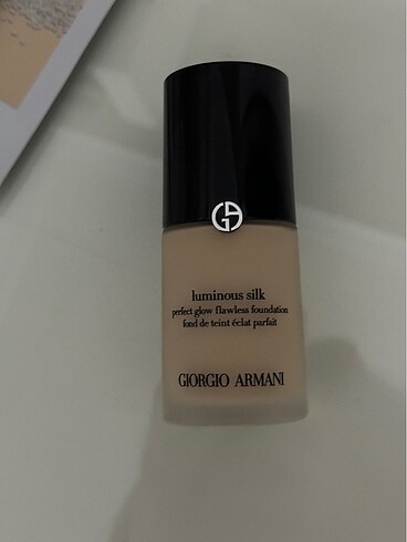 Armani Giargio Armani Luminous Silk Fondöten