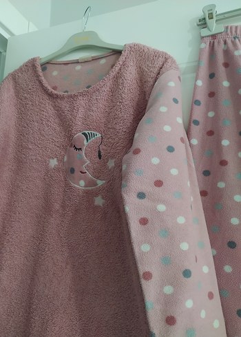 Pembe Puantiyeli Uzun Kollu Kadın Pijama Takımı - Görsel 4
