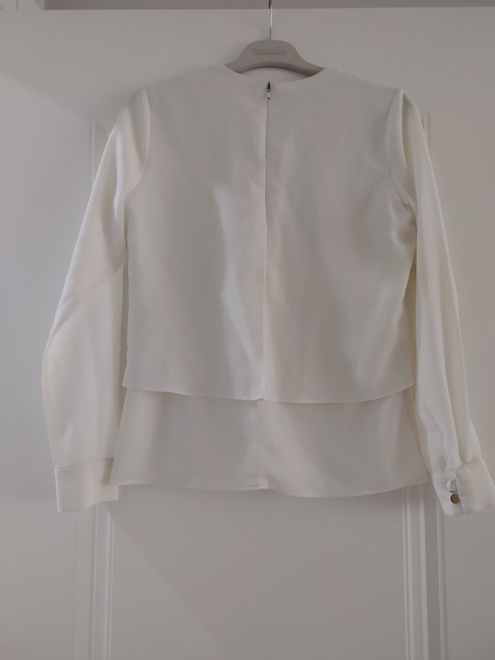 Beyaz Piliseli Uzun Kollu Kadın Bluz - Görsel 3