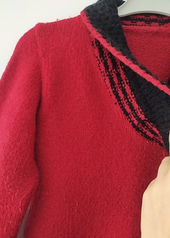 Kırmızı Siyah V Yaka Yün Kazak - Görsel 5