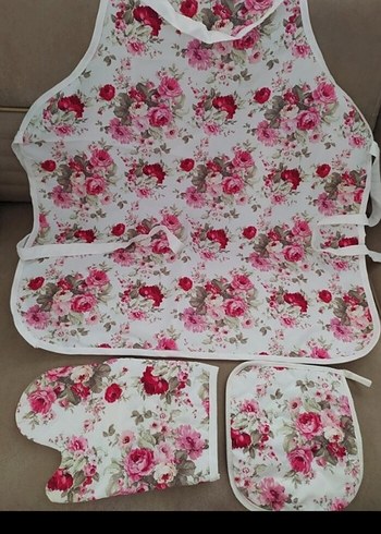 English Home Romantik Cicekli 3 Parcali Mutfak Seti
