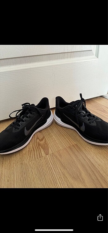 41 Beden siyah Renk Nike spor ayakkabı