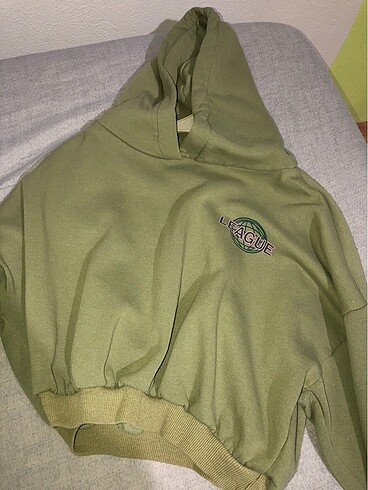 Crop sweat