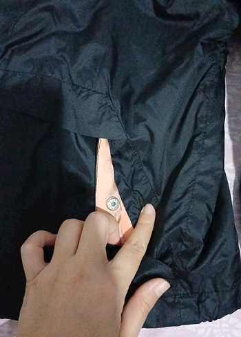 Siyah Kapüşonlu Fermuarlı Kadın Ceket - Görsel 5