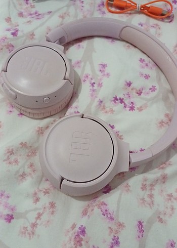 Pembe Kablosuz JBL Kulaklık - Görsel 2