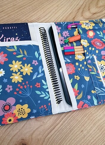  Beden çeşitli Renk Renkli çiçek desenli kitap / tablet organizeri
