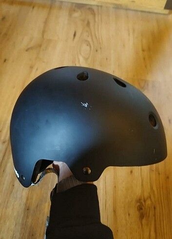 Kask.