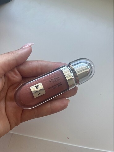  Beden Kiko gloss 20