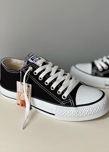 Converse Kadın Spor Ayakkabı 