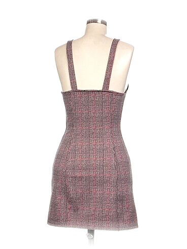 xs Beden Bershka Kısa Elbise %70 İndirimli.