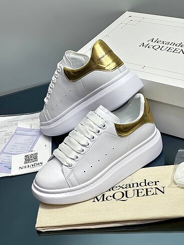 37 Beden ALEXENDER MCQUEEN